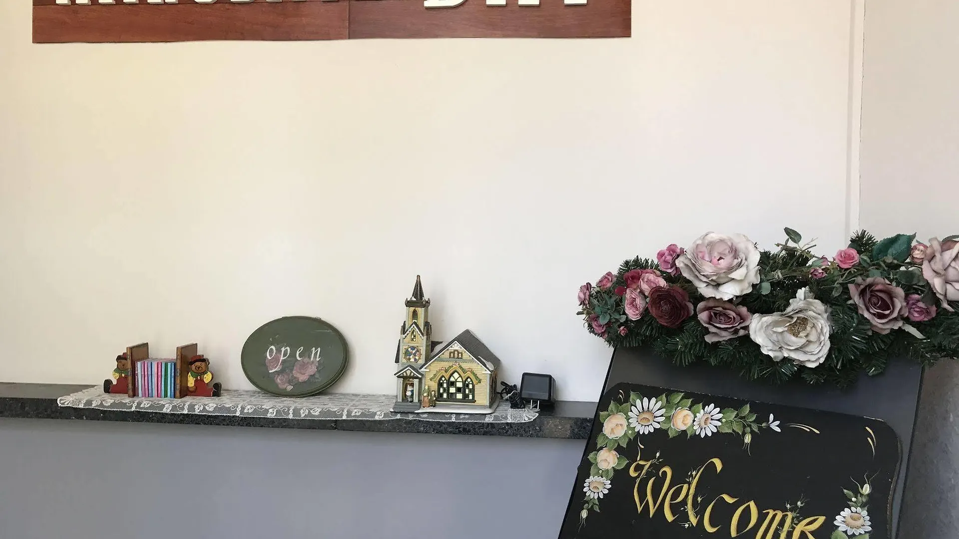 Hostel Super Conveniently Located The Guest House Hakodate Bay